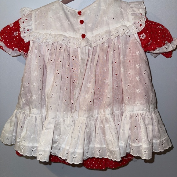 Vintage Christmas Eyelet Dress (2in1) w/ Red Floral Sleeves and Embroidery, 12m - Picture 7 of 11